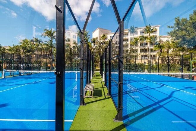 Building Photo - 791 Crandon Blvd