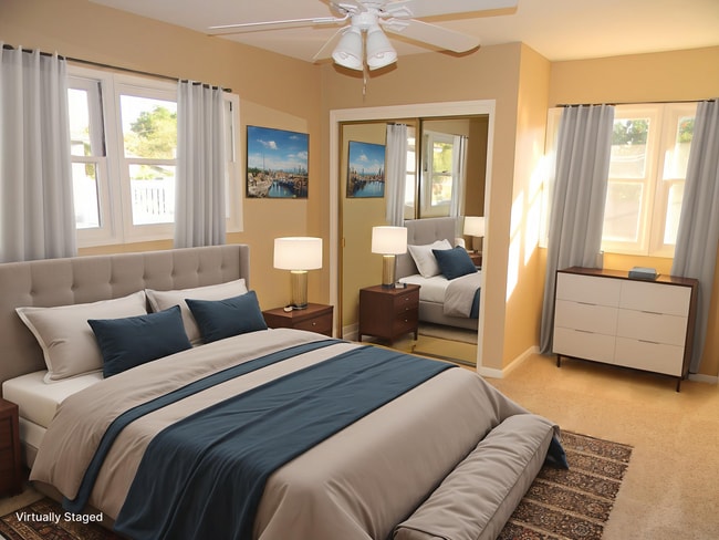 Building Photo - 1104 E Everett Pl