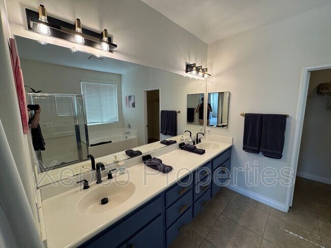 Building Photo - 80746 Diamondback Trail