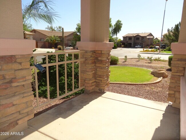 Building Photo - 1350 E Indigo Dr