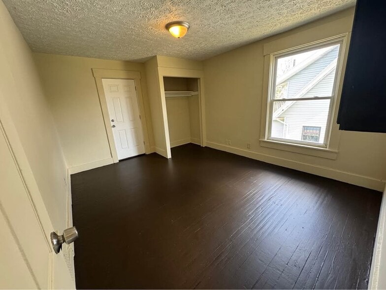 Building Photo - 1216 14th St NW
