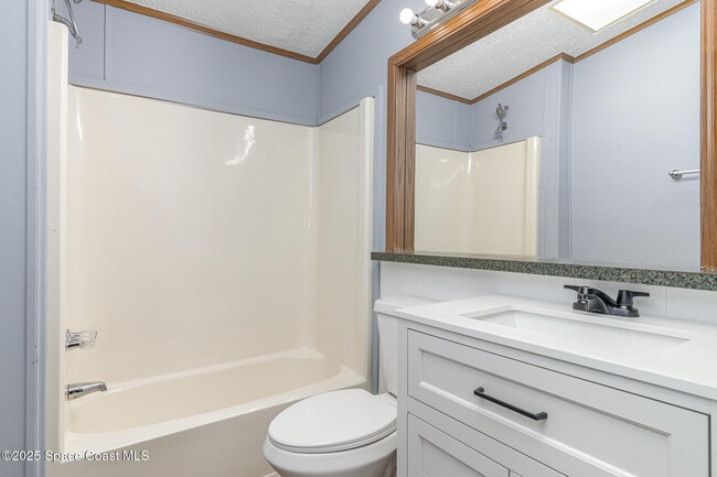 Building Photo - 4755 Cambridge Dr