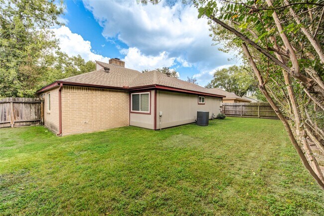 Building Photo - 12147 Ella Lee Ln