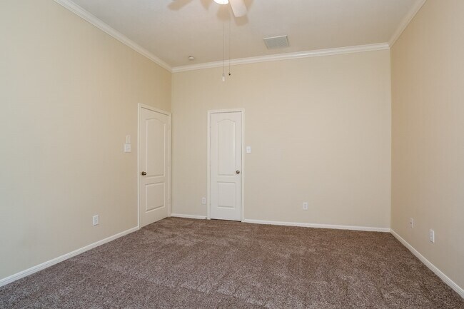 Building Photo - 30723 Ginger Trace Dr