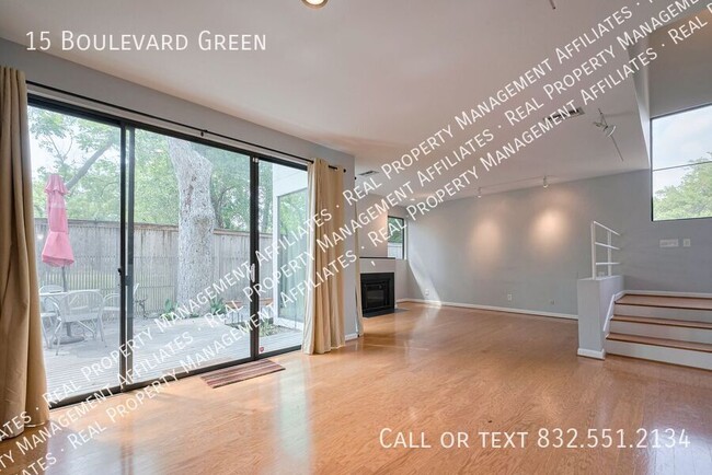 Building Photo - 15 Boulevard Green