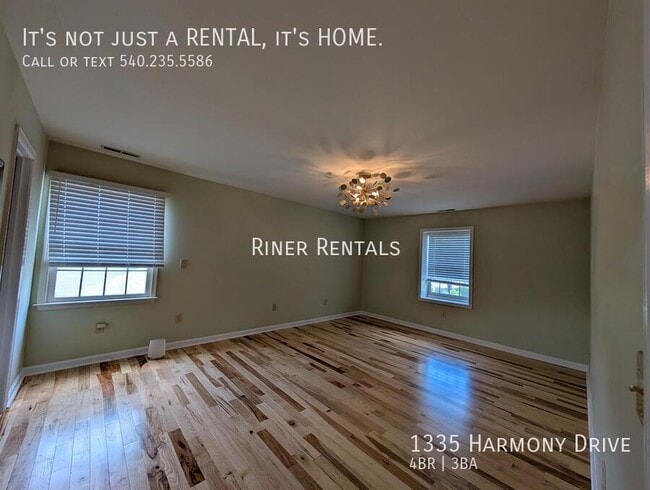 Building Photo - 1335 Harmony Dr