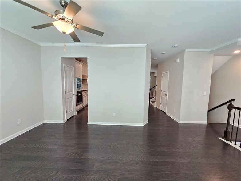 Building Photo - 871 Sunset Park Dr