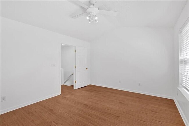 Building Photo - 13077 Region Trace