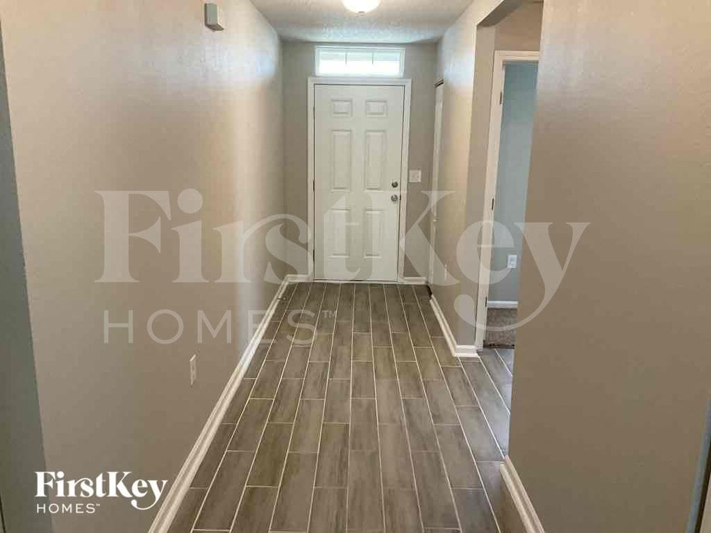 Building Photo - 2366 Sea Palm Ave