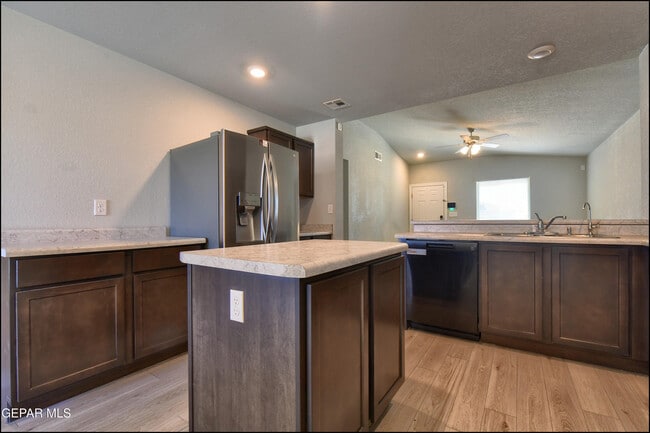 Building Photo - 14557 Faxon Yucca