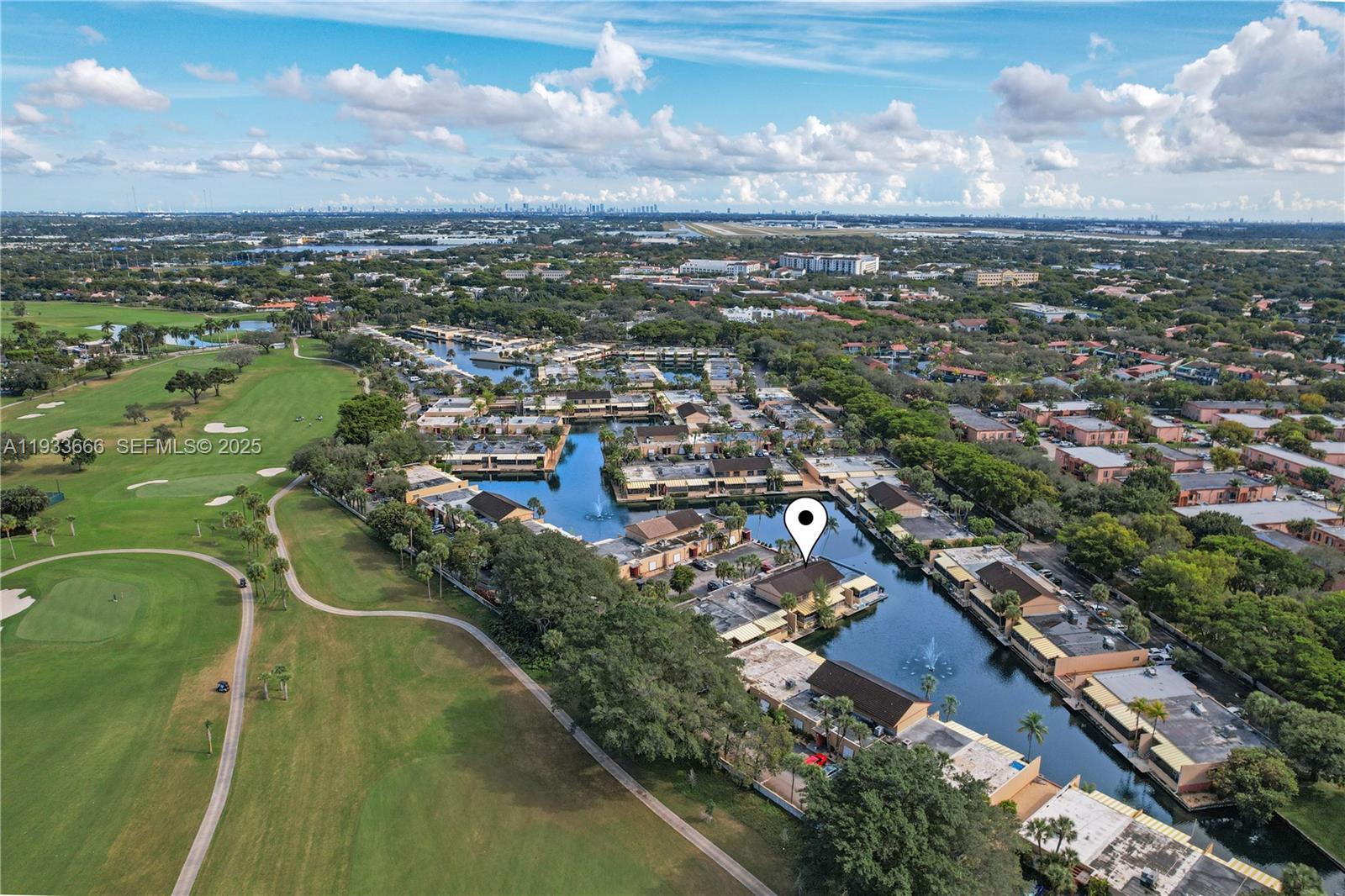 Building Photo - 15518 Braemar Ct