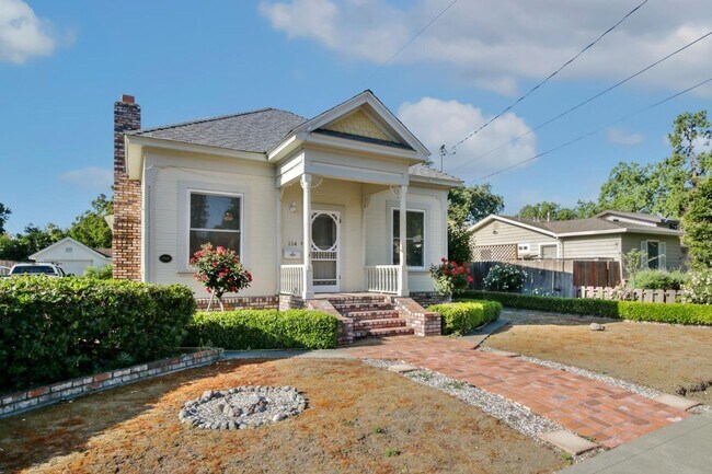 Building Photo - Pendegast House-ADU