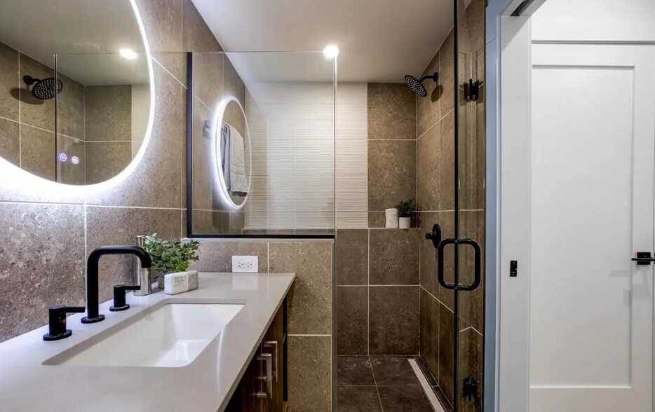 Building Photo - 1435 Clifton St NW