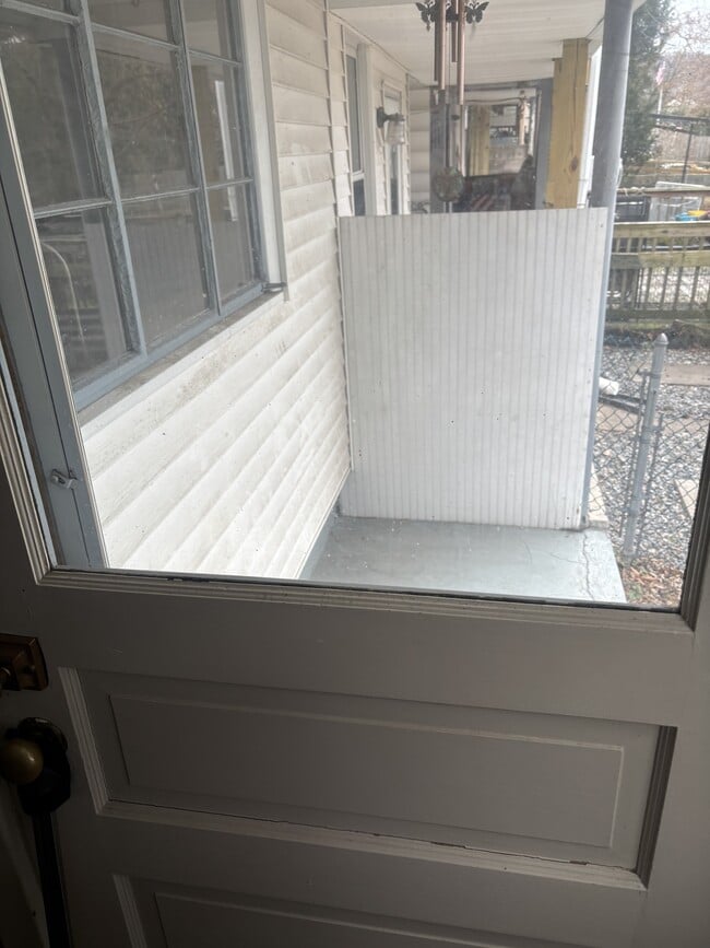 Building Photo - 2 S Vine St