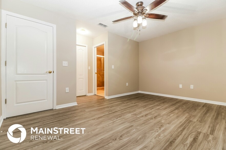 Building Photo - 5251 Fairhaven Ave