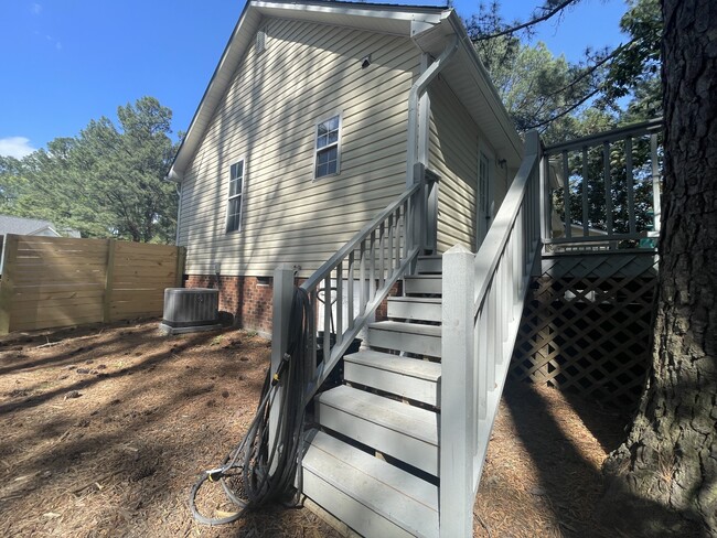 Building Photo - 5332 Covington Cross Dr