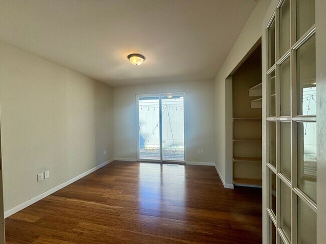 Building Photo - $500 Move In Discount! | 3 Bedroom 2 Bath ...