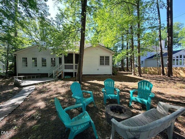 Building Photo - 109 E Seve Ct