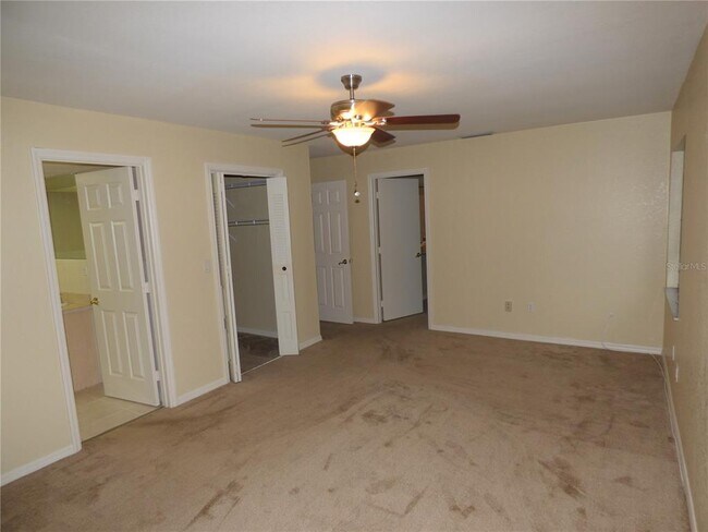 Building Photo - 22221 Little Falls Ave