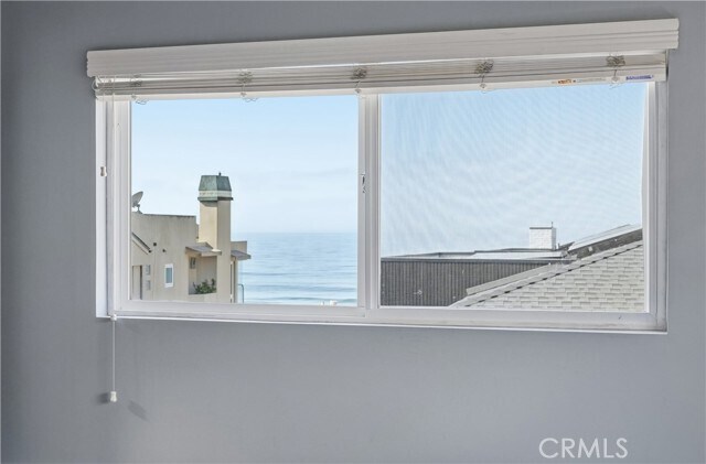 Building Photo - 116 5th Pl