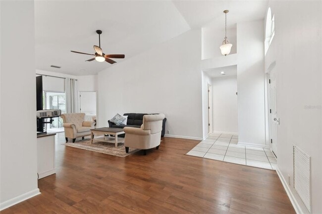 Building Photo - 4327 Murfield Dr E