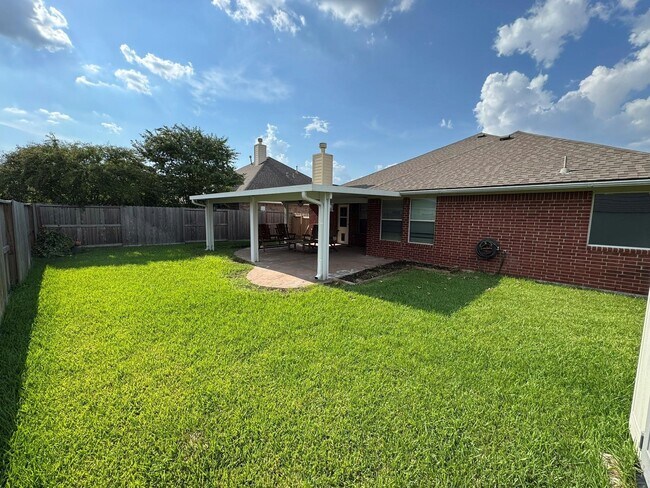 Building Photo - 9907 Rushing Springs Dr