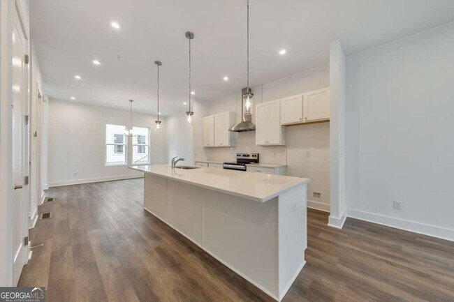 Building Photo - 515 Motivation Cir NW