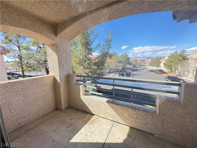 Building Photo - 5415 W Harmon Ave