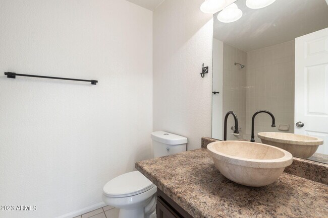 Building Photo - 10080 E Mountainview Lake Dr