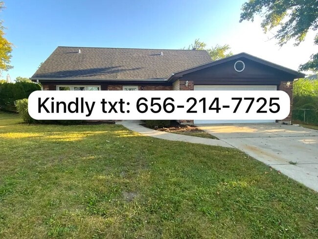 Primary Photo - 500 E Weathersfield Way