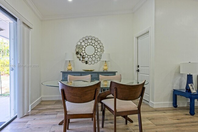 Building Photo - 10900 SW 124th Rd