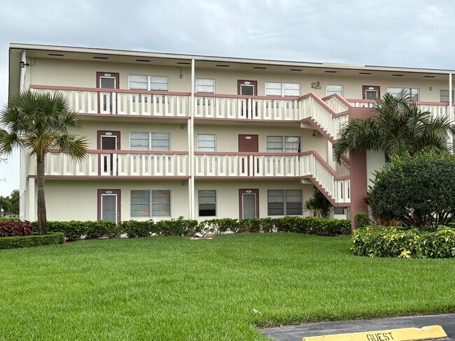 Building Photo - 112 Preston Way