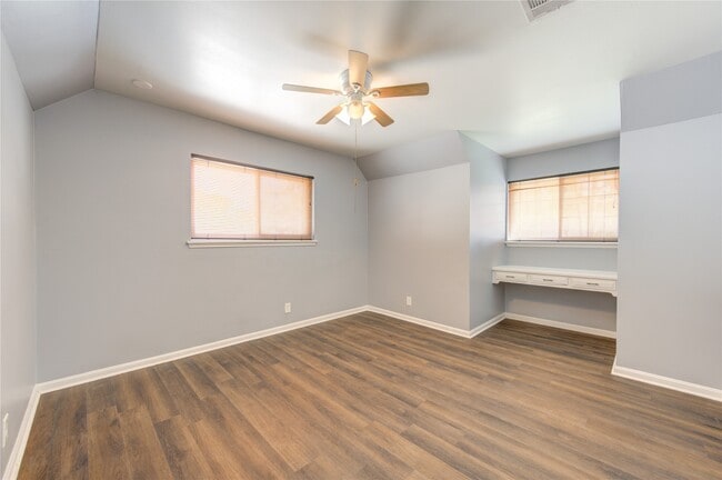 Building Photo - 1718 Anvil Dr