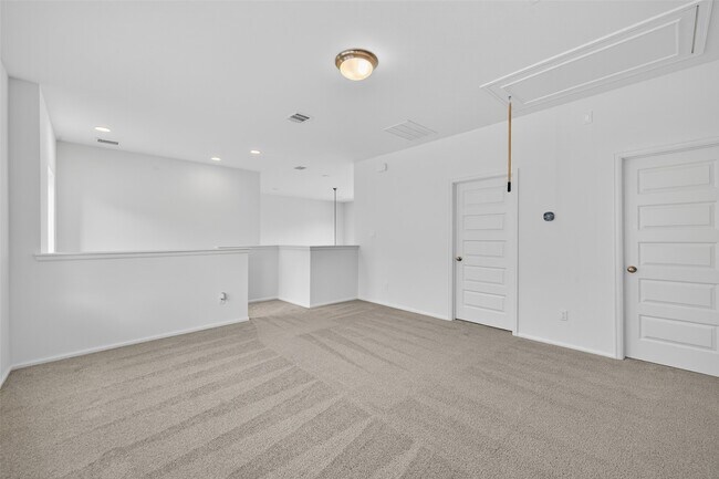 Building Photo - 10730 Aquila Star Dr