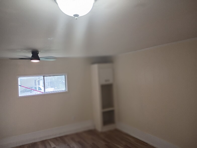 Building Photo - 3112 Revere St