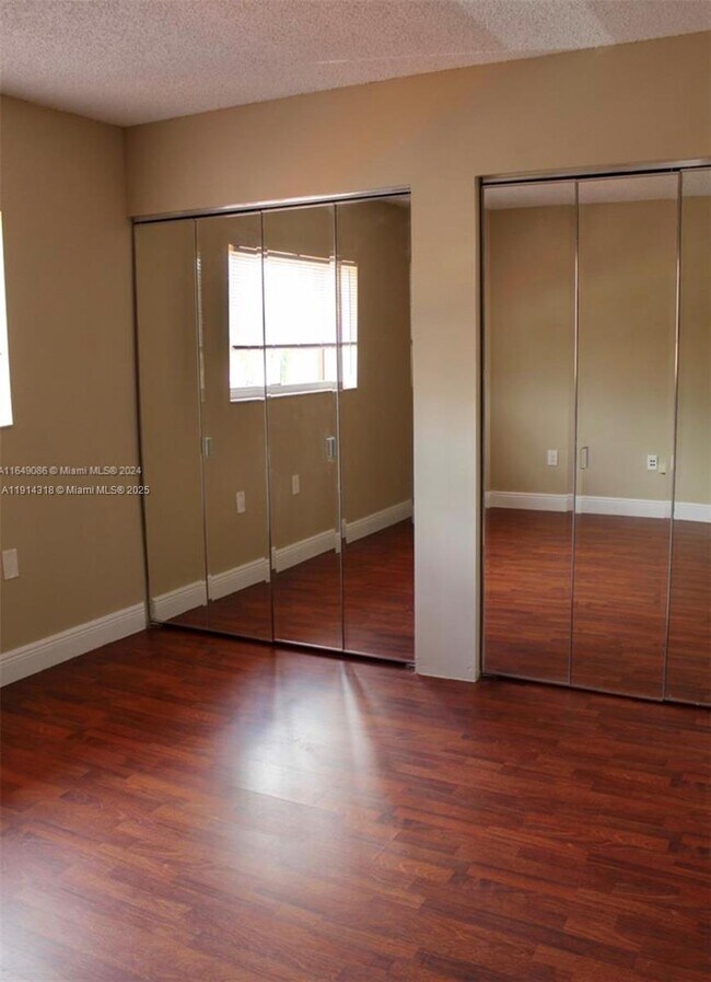 Building Photo - 20824 San Simeon Way