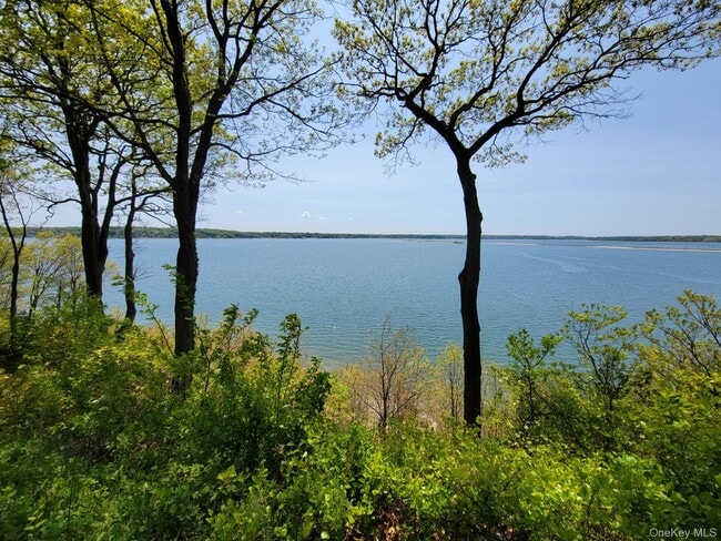 Building Photo - 144 Old Winkle Point Rd