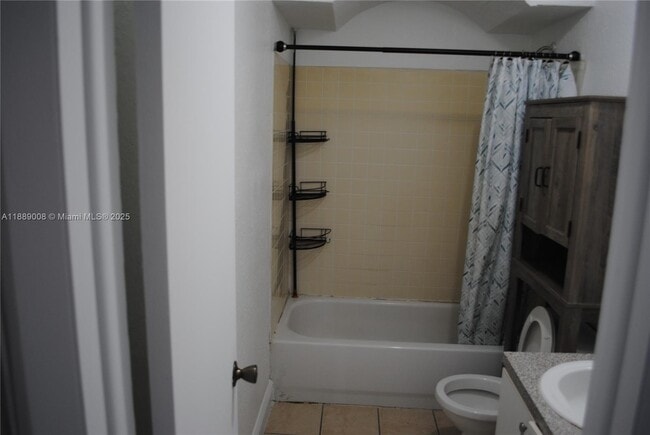 Building Photo - 17255 SW 95th Ave