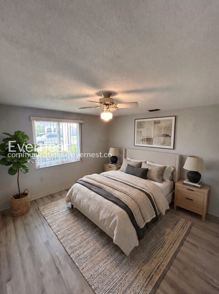 Building Photo - 7810 Cayuga Dr