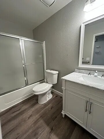 Building Photo - Charming 4-Bed Tracy Home