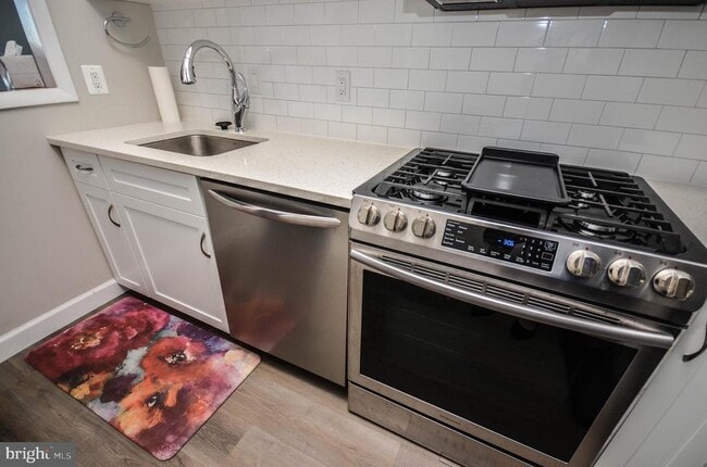 Building Photo - 4242 East-West Hwy