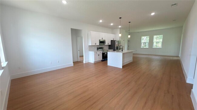 Building Photo - 14813 Southwest 47 Court