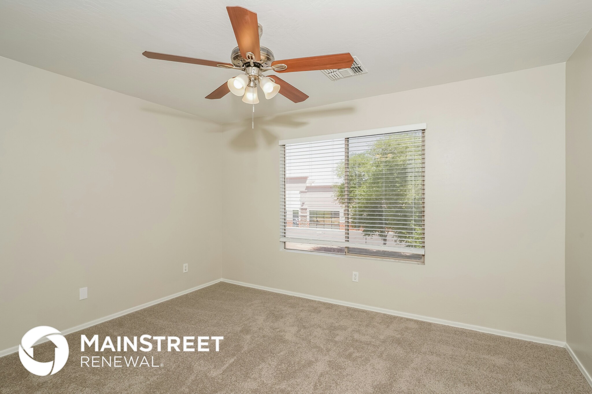 Building Photo - 11430 W Yuma St
