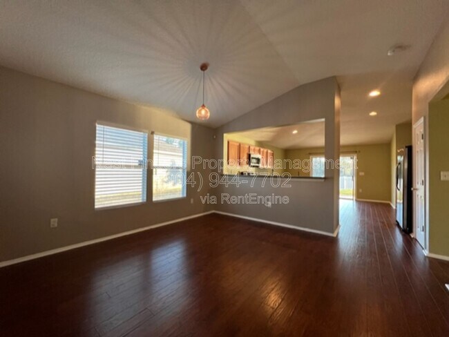 Building Photo - 395 Candlebark Dr