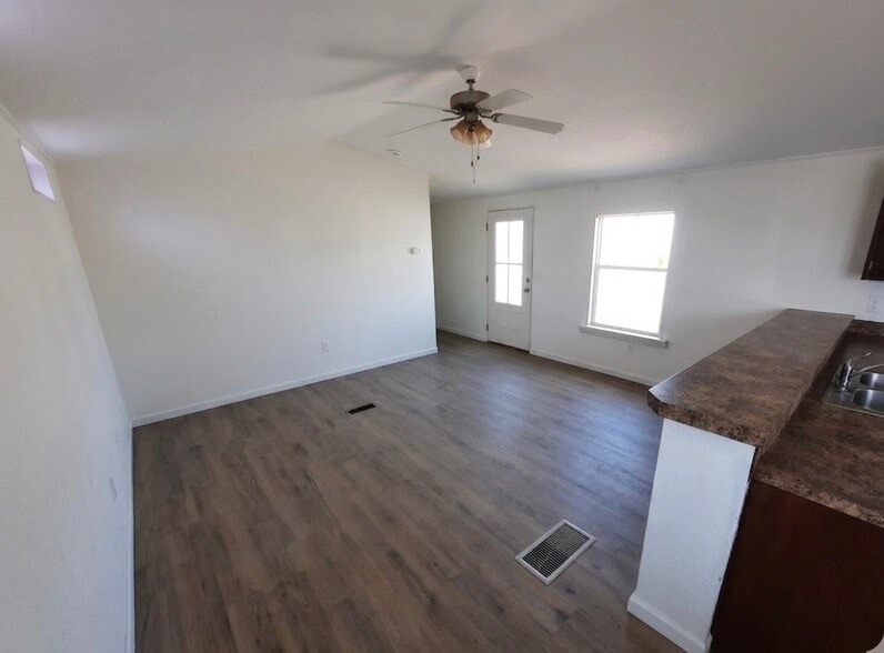 Building Photo - 9540 W 18th St