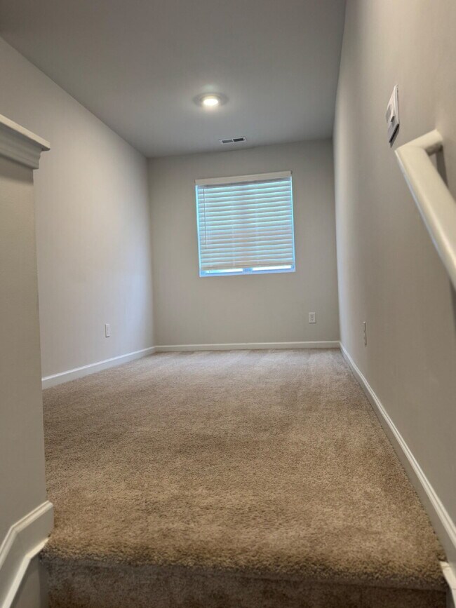 Building Photo - 7213 Carrie Ct