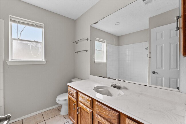 Building Photo - 2819 Sugar Wood Dr