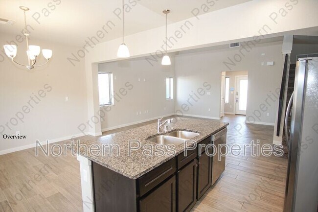 Building Photo - 10161 Red Vly