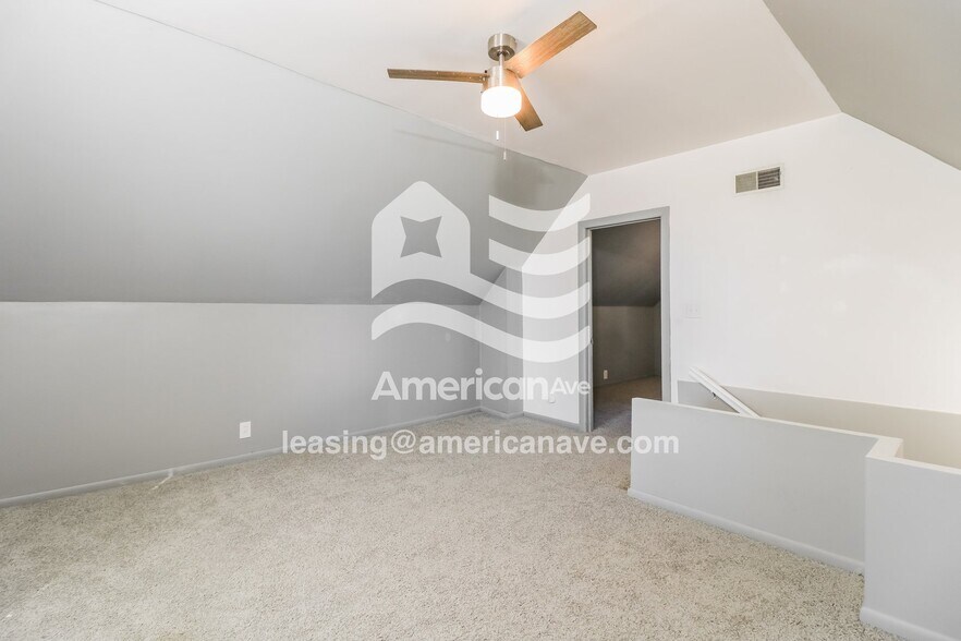 Building Photo - 1127 Williams St