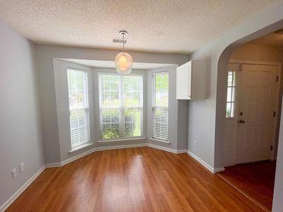 Building Photo - 123 Hawk's Nest Ct